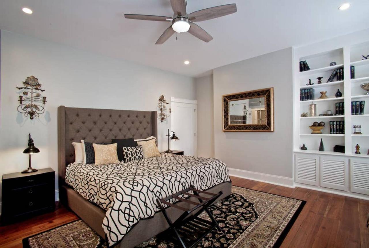 Villa Newly Renovated 4 Bed 3 Bath And 2 Parking Spots Savannah Exterior foto